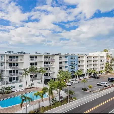 Indian Shores Condo At Holiday Villas II